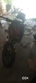 Pulsar 180 2014