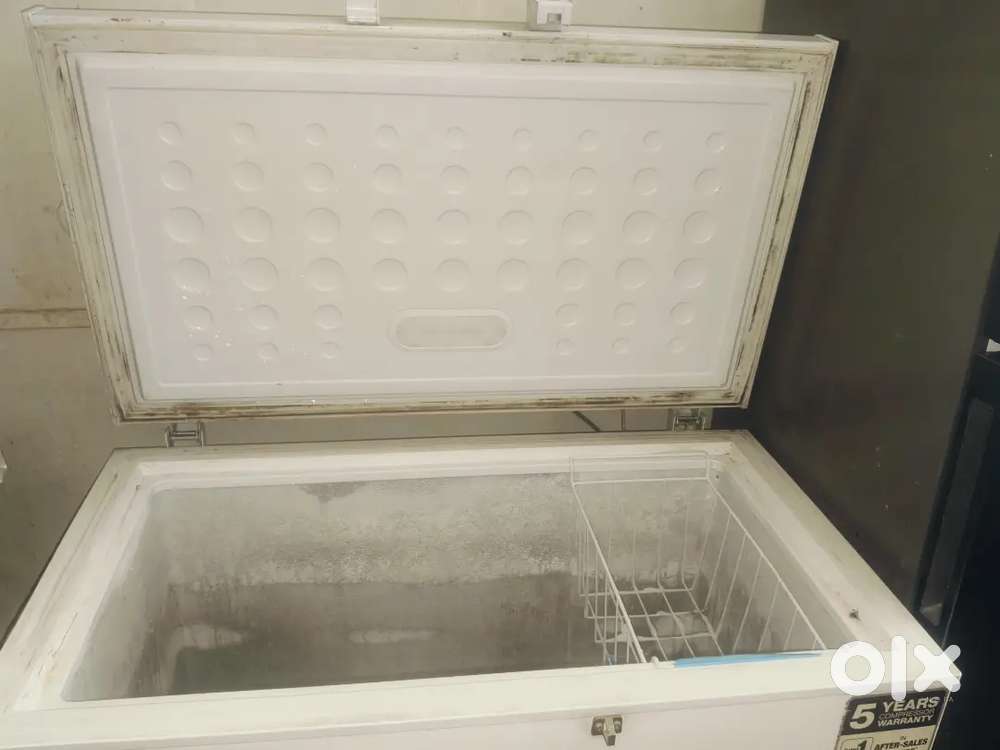 Deep fridge 210 litter