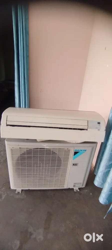 Split AC windows ac