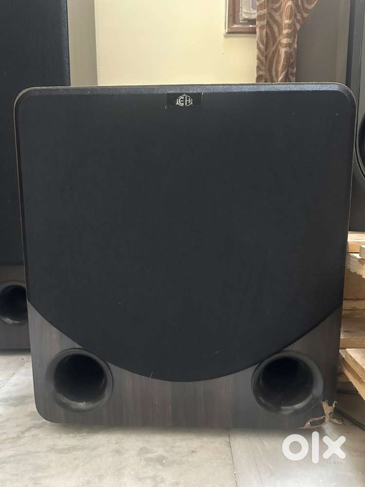 Active subwoofer (2 active subwoofers) for home theatre