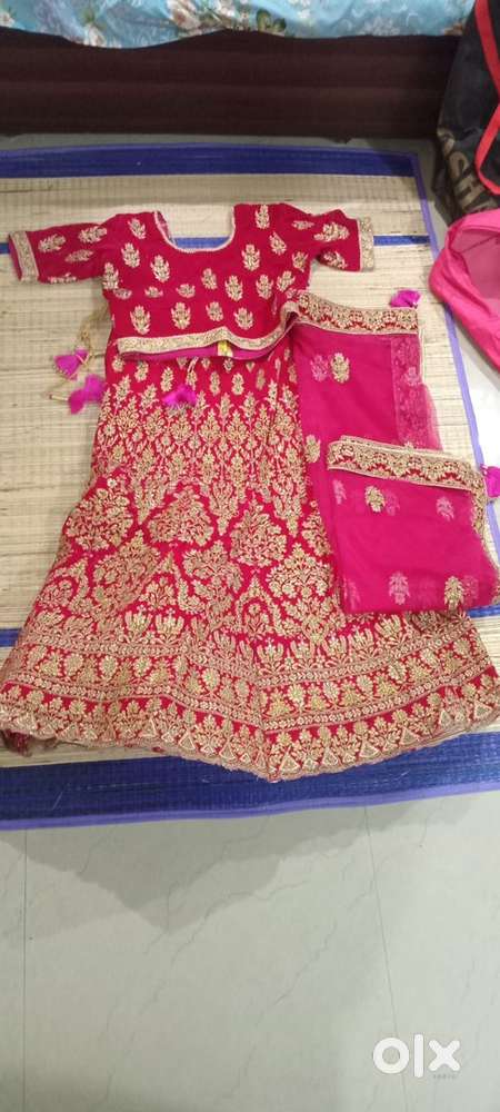 Lehenga with Jewellery as good as new