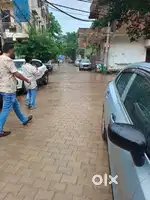 Vrindavan Garden: Noida Extension ka Dil – Ek Murti Chowk ke Paas”