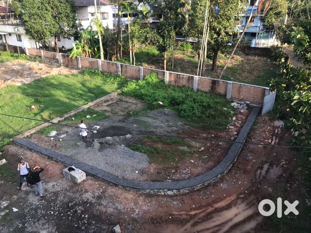 5 Cents House Plot Vazhakala