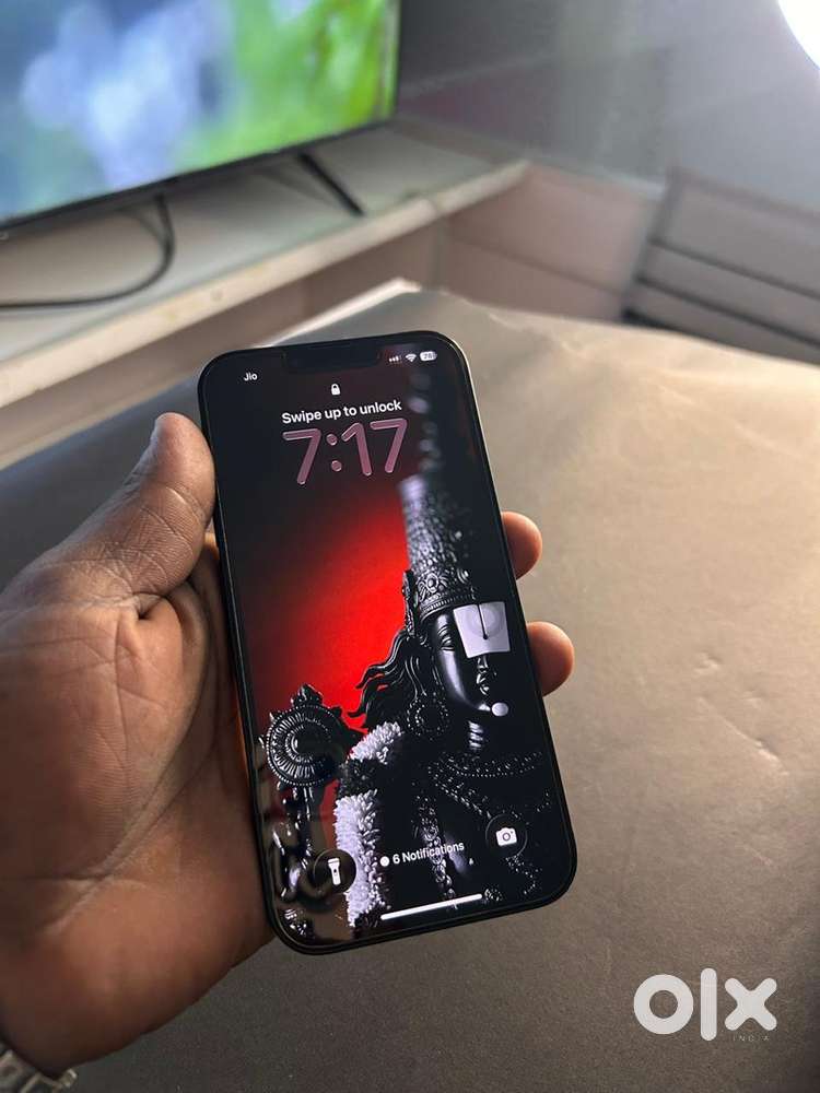 Apple iPhone 13 – 128GB  Excellent Condition  Original Accessories