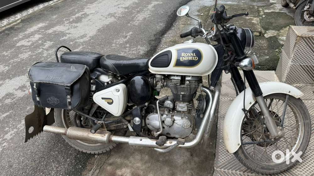 Bullet Royal Enfield Classic 350 - FIRST HANDOWNER