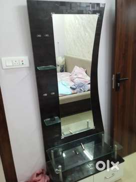 Dressing table for sell