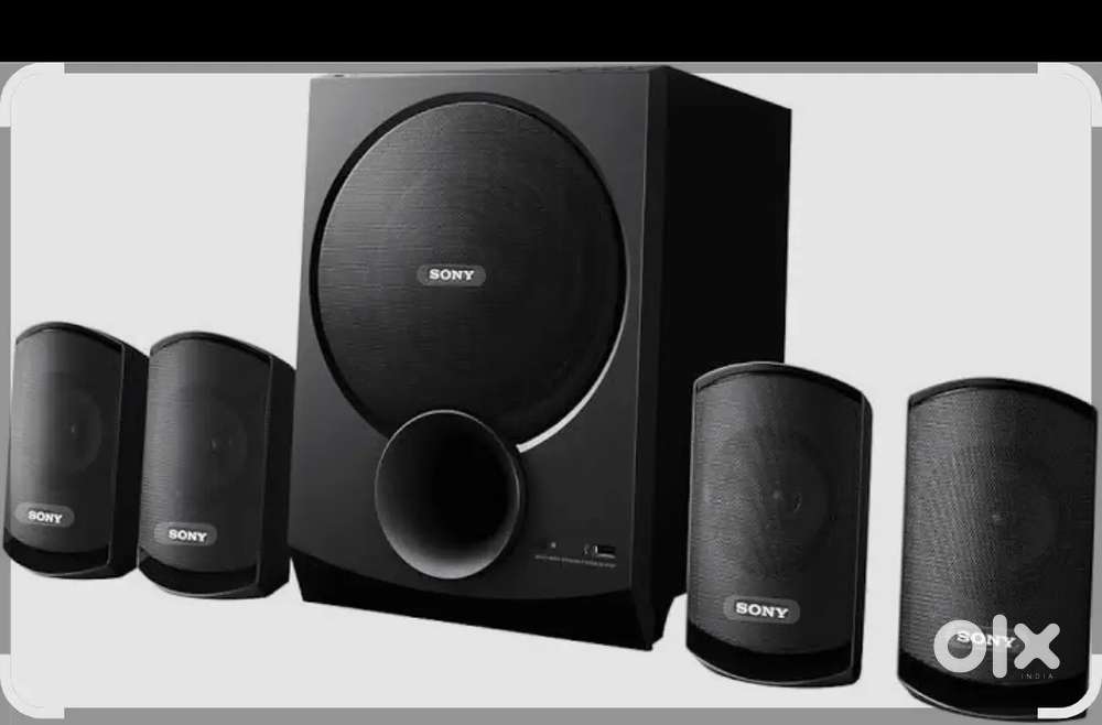 Sale for SONY D100  Bluetooth HT Good condition with remote