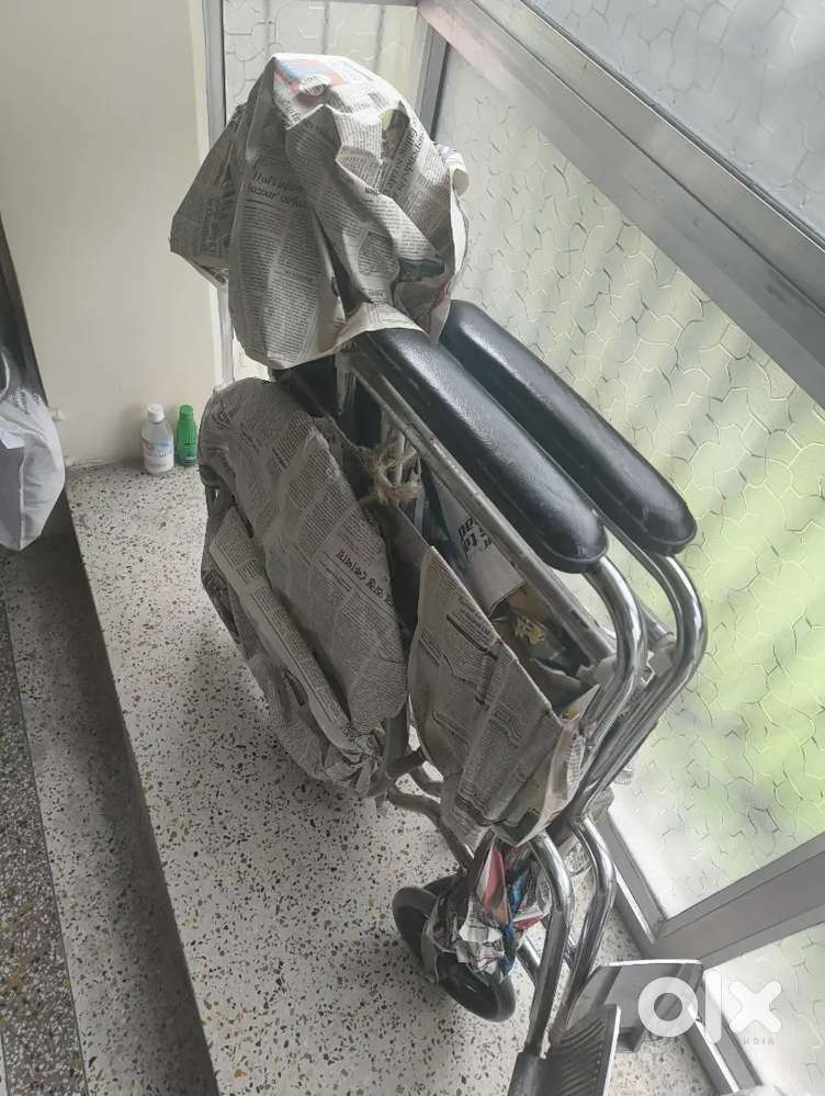 Karma Wheelchair with detachable potty