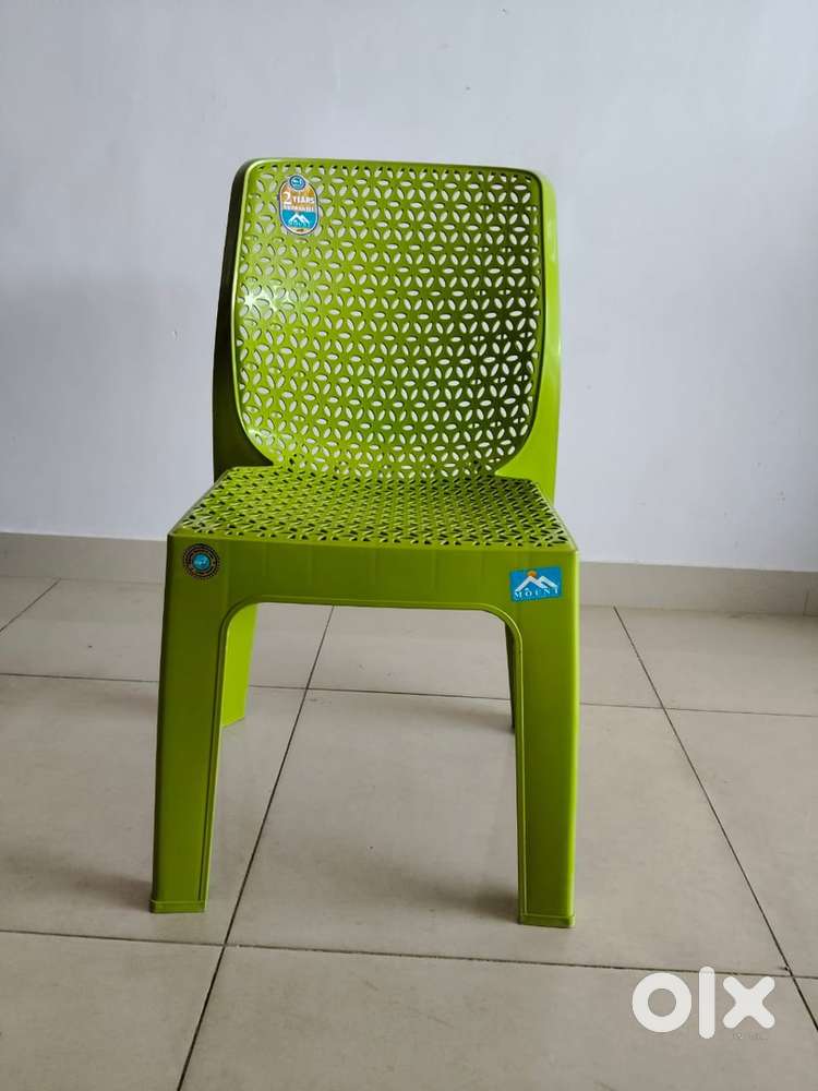 Plastic chair