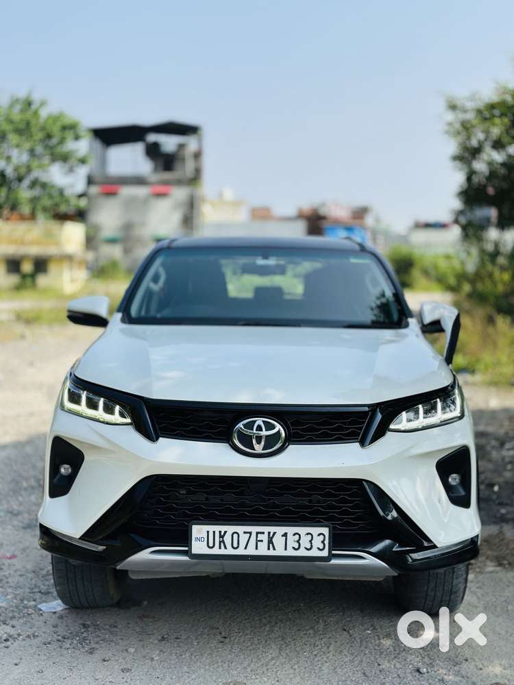 Toyota Fortuner Legender 4X4 AT 2.8, 2023, Diesel