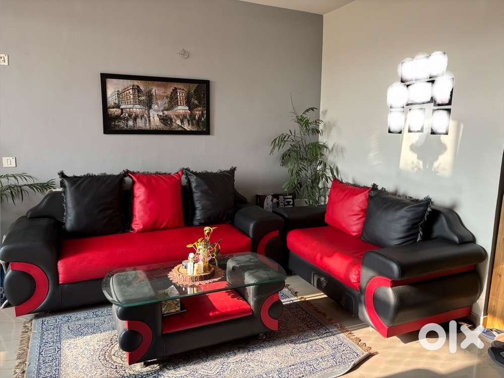 7 Seater Sofa Set with Centre Table