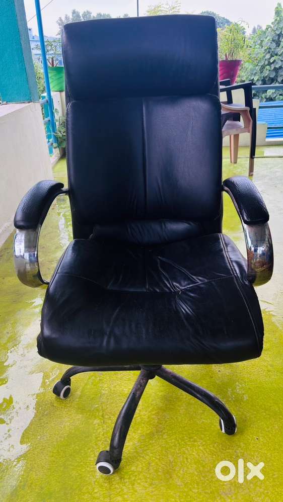 Office chair/ WFH chair