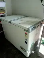 Chest freezer 2024  5yers warranty