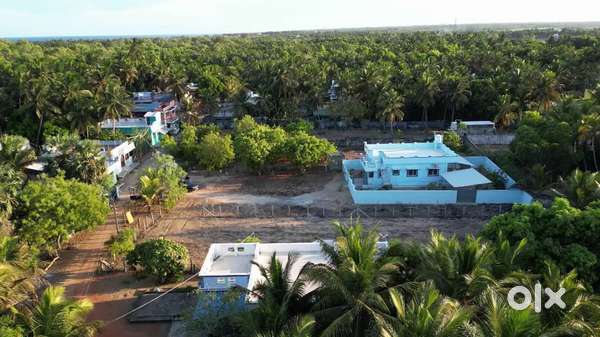 10000sqft ECR pondicherry to 10km private house for sale