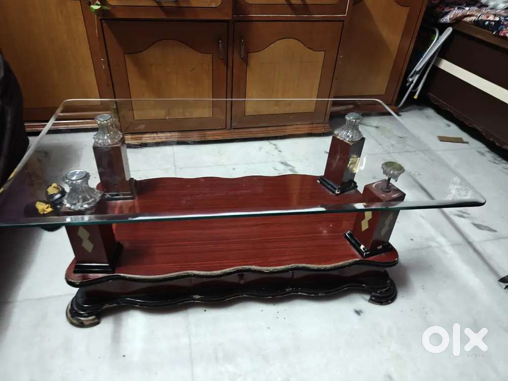 Centre table