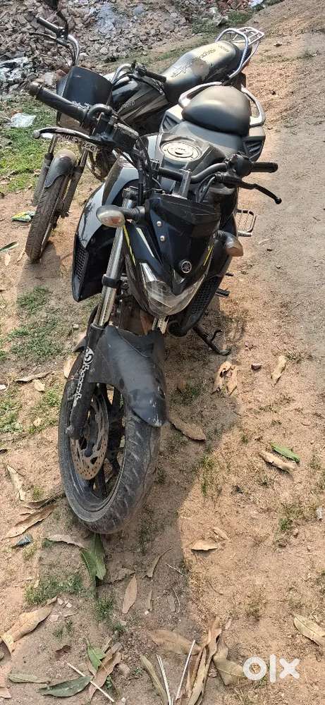 Yamaha fzs 250cc good condition