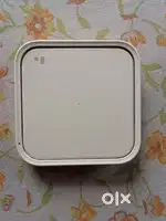 Samsung original wirless charger .bill box available