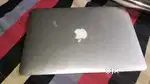 Apple macbook (Laptop (