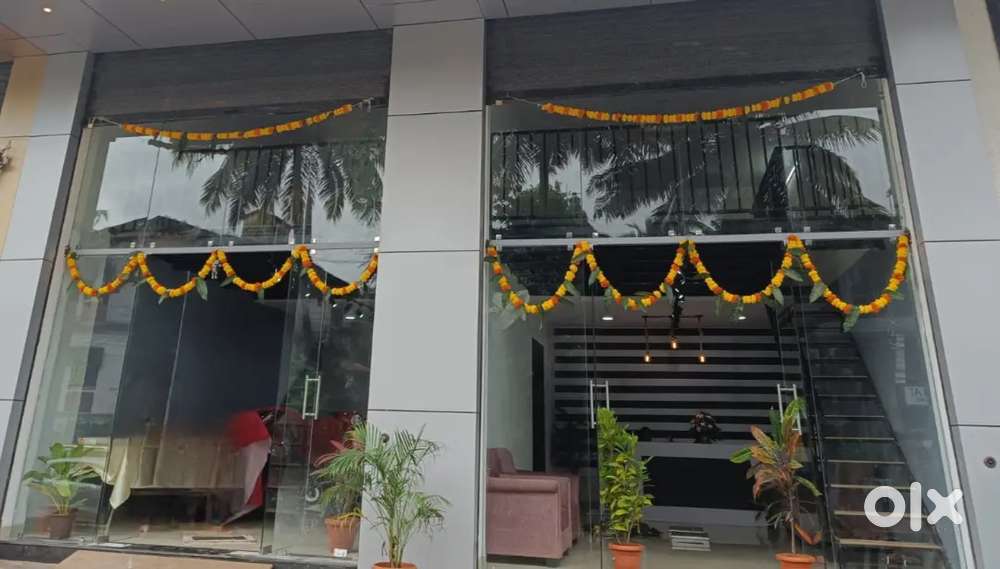 Toughened glass for cubical and partitions