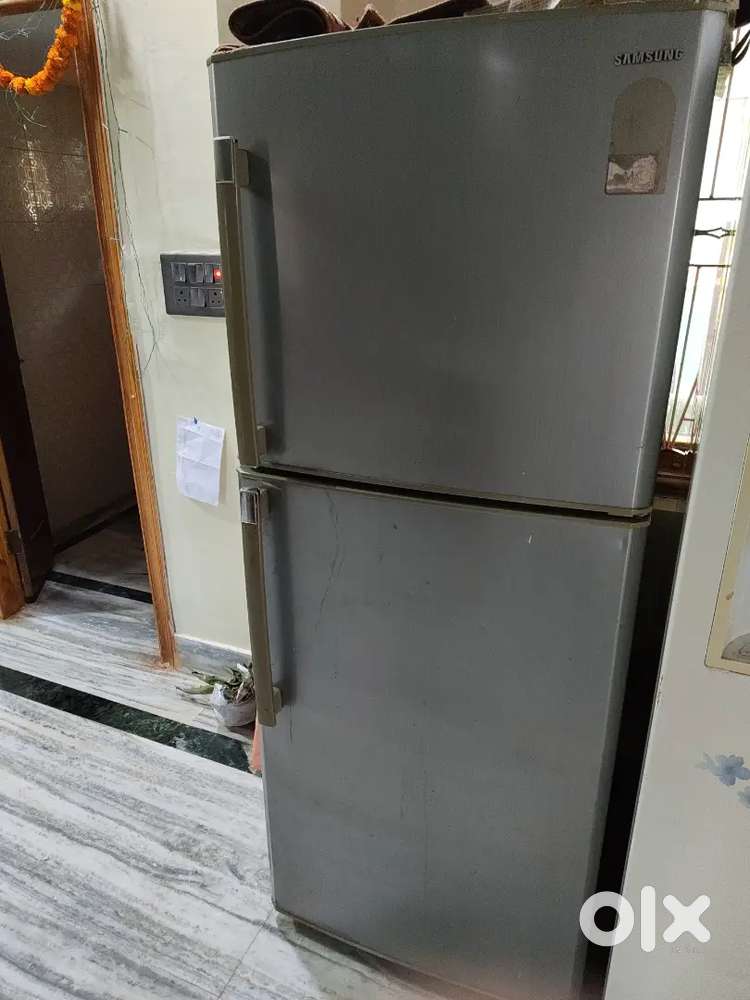 Samsung 265 litres fridge