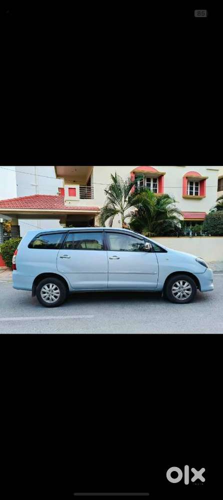 Toyota Innova 2.5 VX 8 STR BS-III, 2011, Diesel