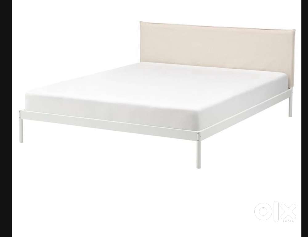 Bed ( queen) and mattress