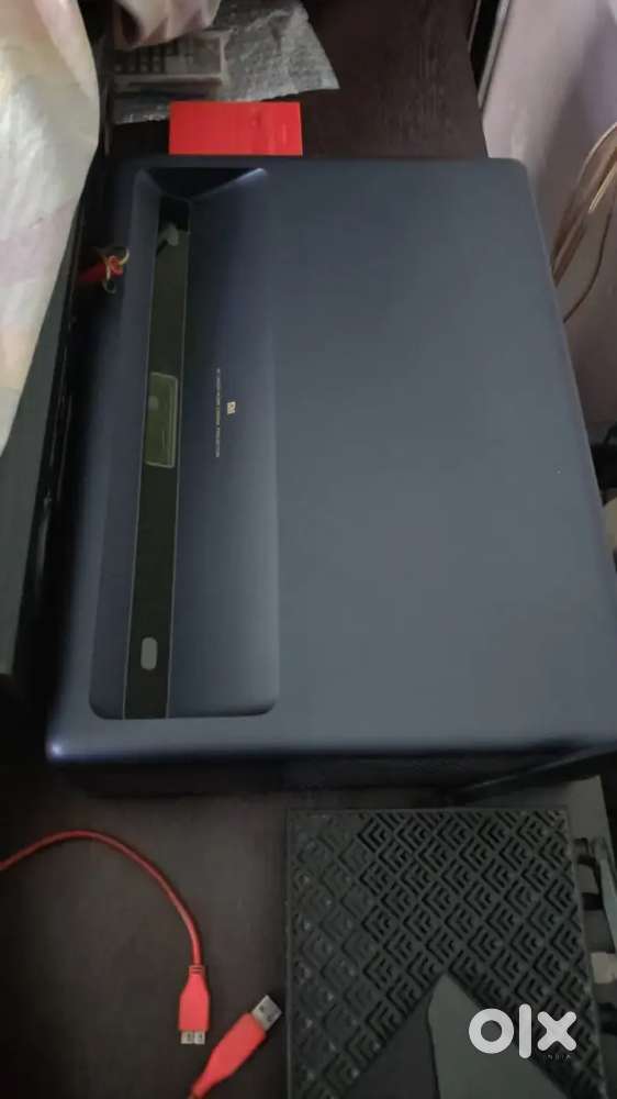 Xiaomi 4k ultra short through projector