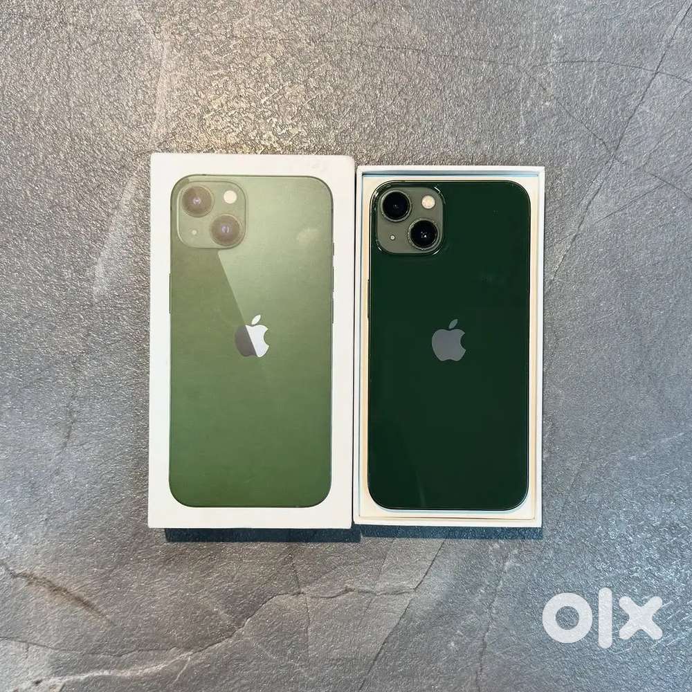 Selling my IPhone 13 With Bill Box And Accessories.