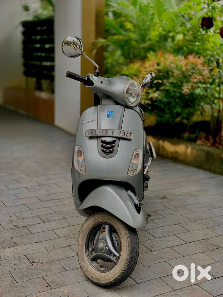 Vespa LX 125 Maze Gray
