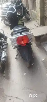 Lohia oma star electric scooty full charge 4/5 hour