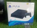 PS4 silm 1tb playstation 4 Good condition with 1cd
