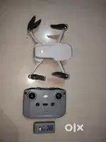 DJI Mini 2 SE Beginner Drone with Camera 15-20 Minutes Image