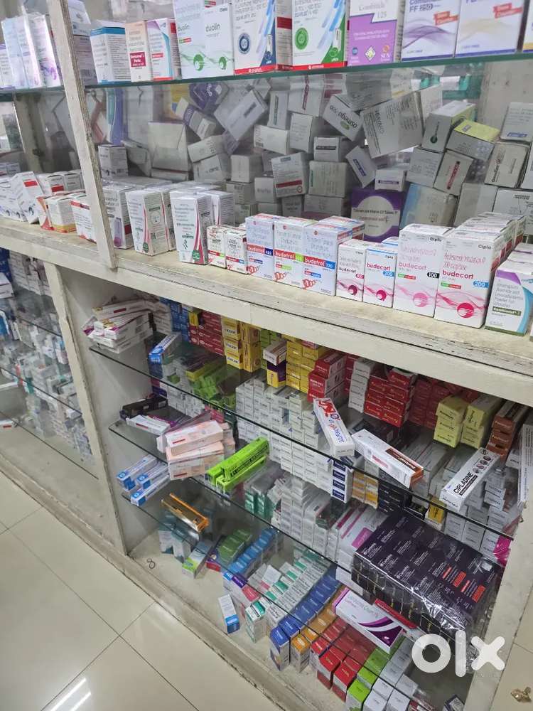 Pharmacy Senior Salesman