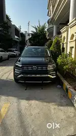 Volkswagen Taigun 2025 Petrol 3950 Km Driven