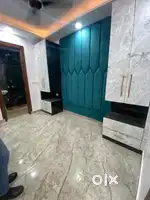 Urgent roommate need women only