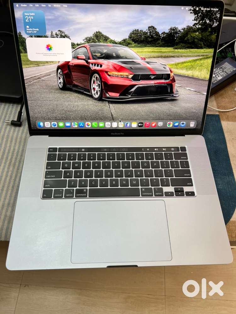 MacBook pro i7 ,, 32 Gb Ram 512 gb ssd + 6 gb graphics card
