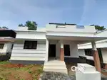 വടവാതൂർ 5 cent 2 bedroom house.45 .lakh.