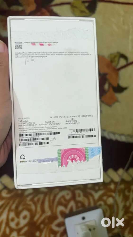 Apple 16 pro 128gb ,100% battery6 oct 2025 bought date no sim insert