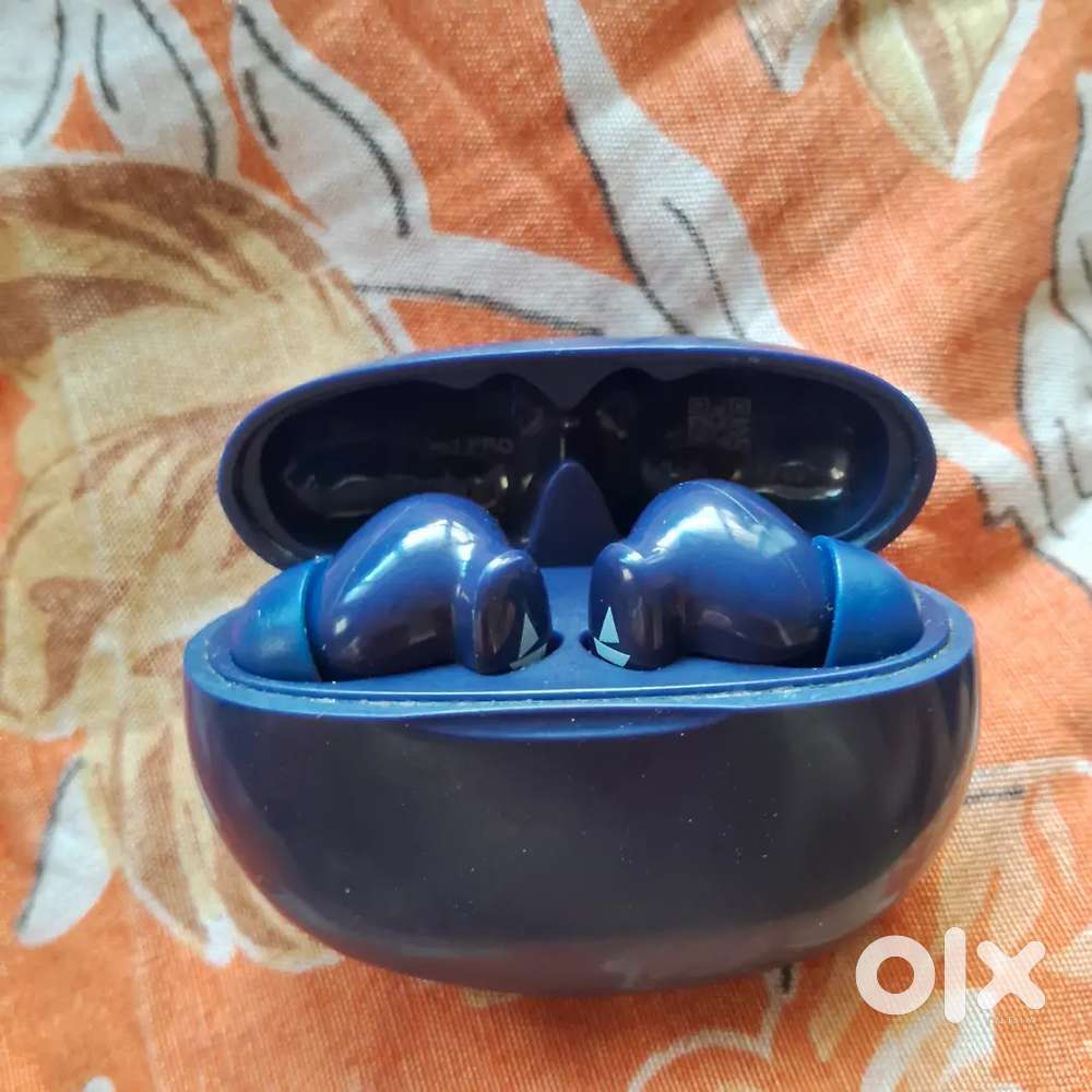 Airdope bluetooth headphones