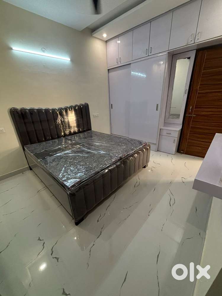 2Bhk flat for rent 23000/fully furnished sec 127 shivalik city kharar
