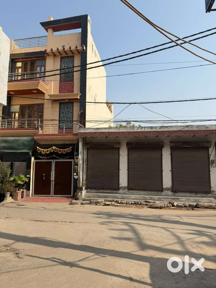 166 gaj two side open commercial plot near metro station dhansa stand
