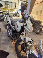 Suzuki GS 150r