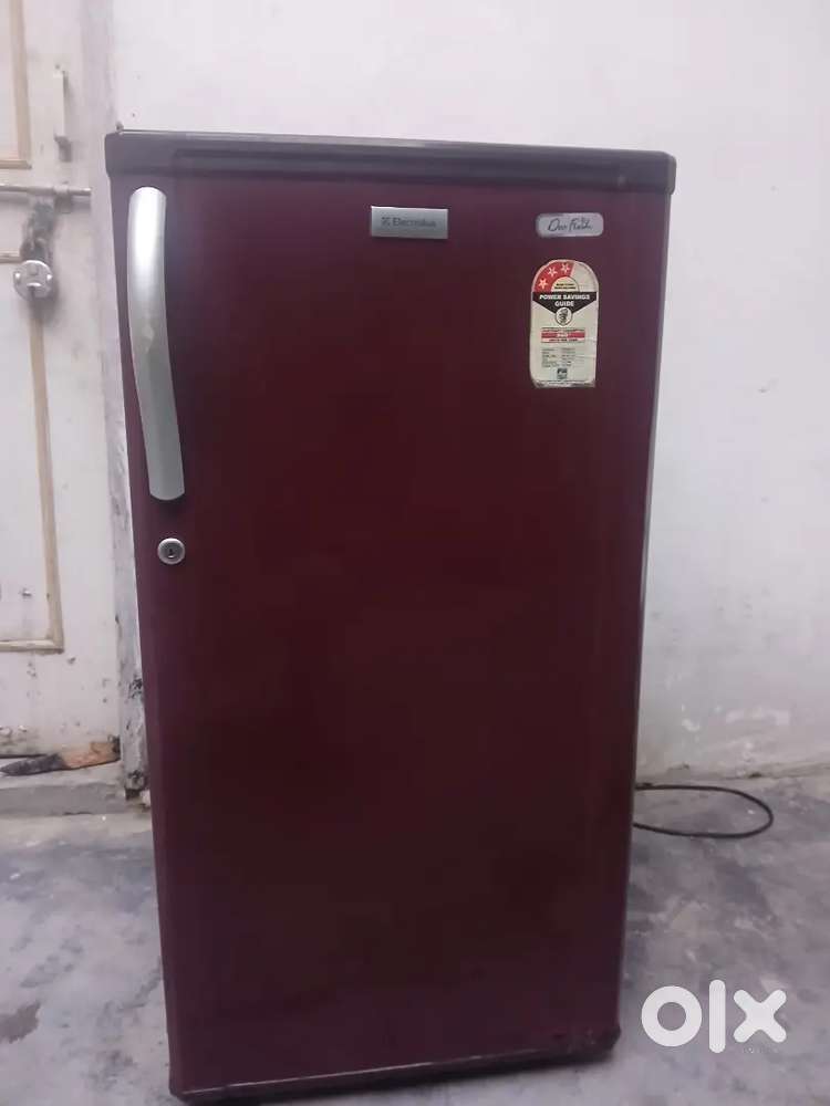 Electrolux fridge 170 litre.