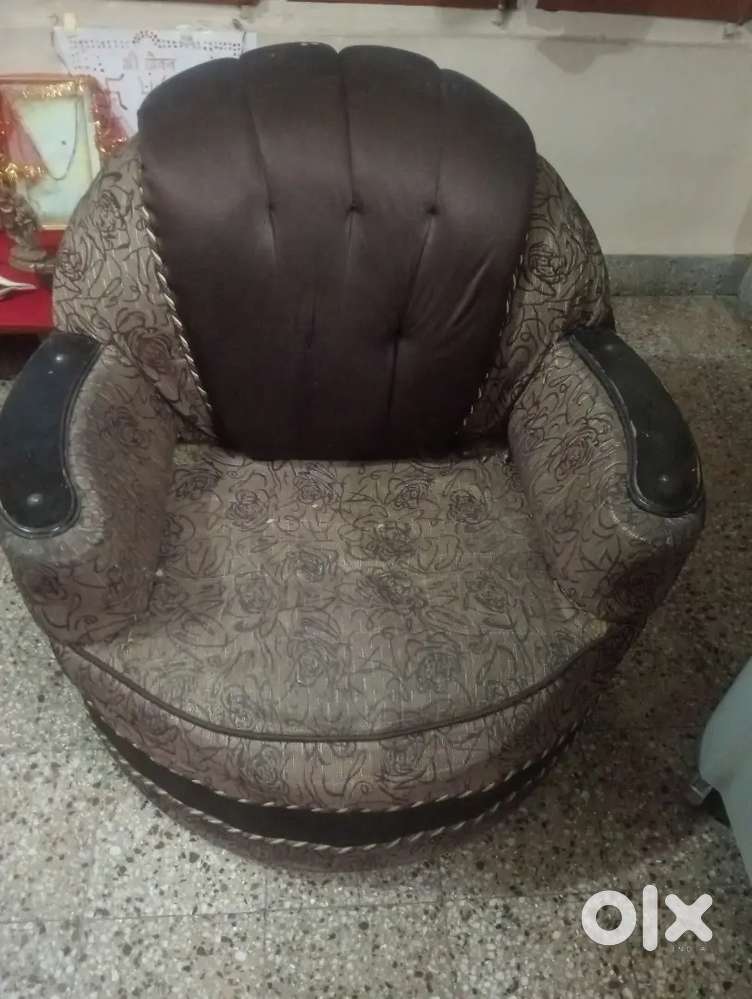 Beautiful sofa 2pcs