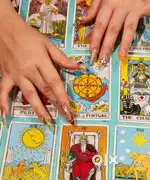 Tarot reading session