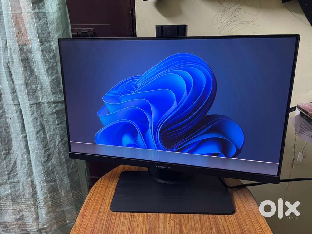 Viewsonic 24” 144hz FHD gaming monitor and pc atx case/cabinet