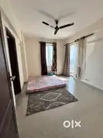 2 room is vacant