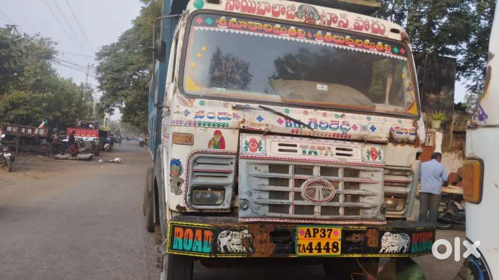 tata tipper 10 tyre