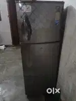 fridge in complety working condition
