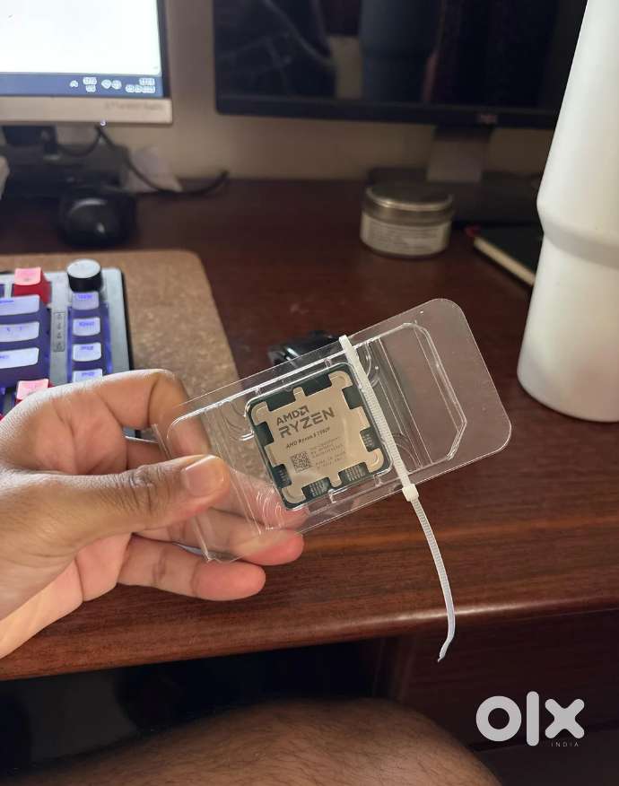 Brand New Ryzen 5 7500f Tray CPU for sale.